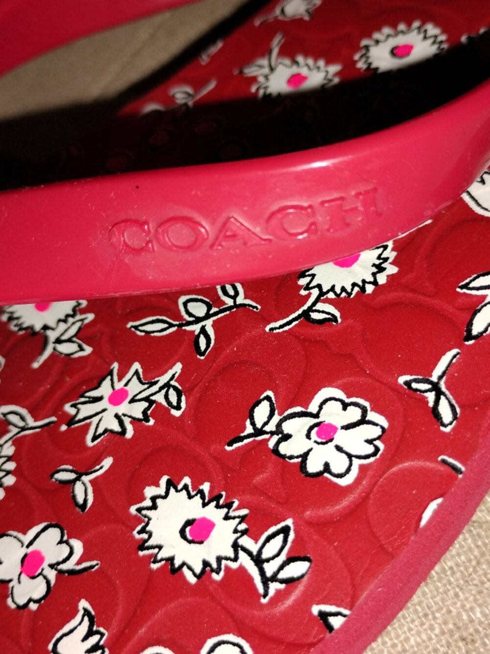 Coach Red Floral Flip Flops - Size 8 - Picture 3 of 13